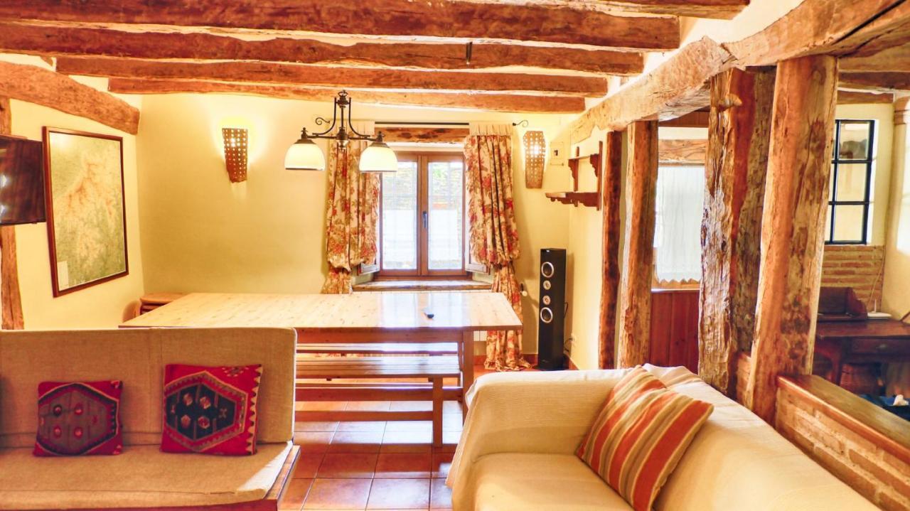 Casa Rural El Abejaruco (Adults Only) Кампийо де Ранас Екстериор снимка
