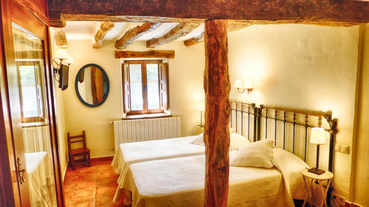 Casa Rural El Abejaruco (Adults Only) Кампийо де Ранас Екстериор снимка