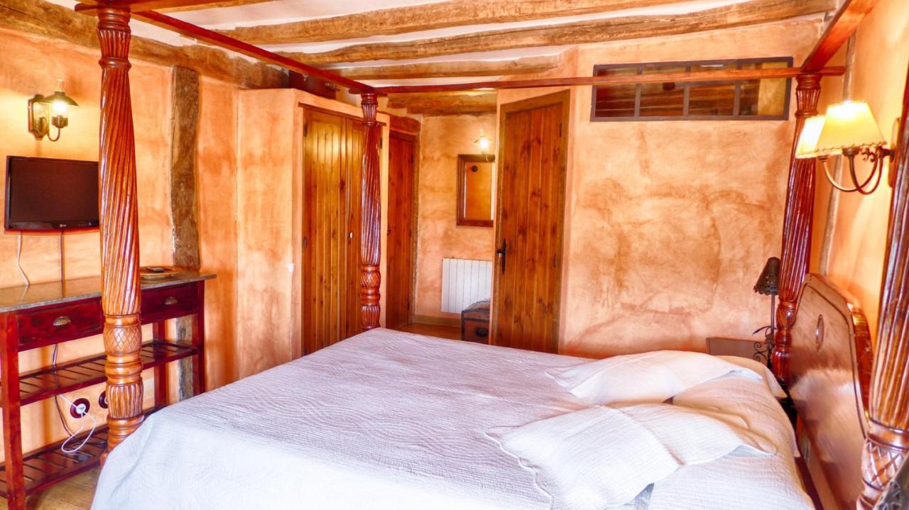 Casa Rural El Abejaruco (Adults Only) Кампийо де Ранас Екстериор снимка
