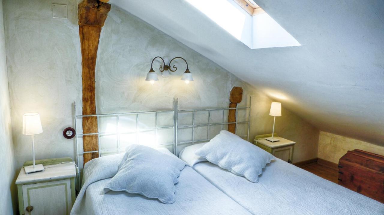 Casa Rural El Abejaruco (Adults Only) Кампийо де Ранас Екстериор снимка